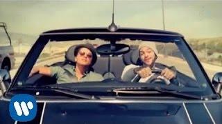 Travie McCoy: Billionaire ft. Bruno Mars [OFFICIAL VIDEO]