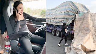 Female Truck Driver Yang Xiaoying Tackles Unexpected Tire Blowout - A Day in the Life on the Road!