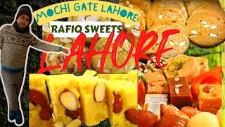 Exploring Hidden Food Gems in Androon Lahore | Rafiq Sweets | Mochi Gate |