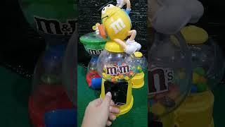 Gumball Brings out Three Lucky Color in a Twist | Noisy Background #shorts #asmr #gumball #capture