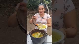 ALGUNAS SUSCRIPTORAS .. NO LES GUSTA EL CALDO  DE GALLINA  DE CAMPO 