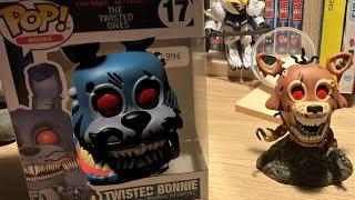 Reviewing the Twisted Bonnie and Twisted Foxy funko pops