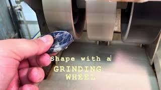 Making a sodalite cabochon at the SNGMS workshop