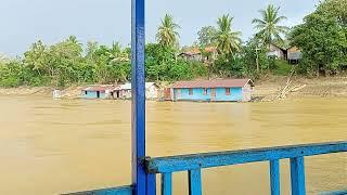 Pelangi di tengah  Sungai Barito