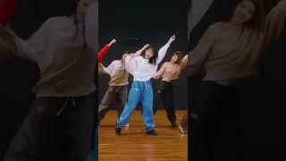 [Hanni Mirrored] NewJeans (뉴진스) 'Ditto' Dance Practice (HANNI (Phạm Ngọc Hân) Focus mirrored dance)