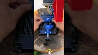 Convenient auxiliary tool for angle grinder modification