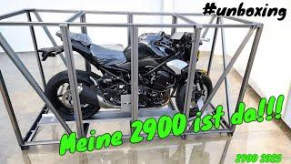 Meine Kawasaki Z900 2025 ist da! | UNBOXING | Ein Blick auf meine schwarze Z900 und Z900SE