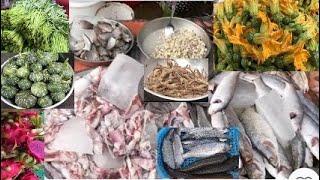 Chợ Trà Vinh ngập tràn rau, củ, quả tươi ngon. Cá đồng, cá sông, tép ruộng, tươi sống nhảy soi sói.