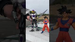 Ultra Instinct Goku destroys mutant Frieza | Dragon Ball toys