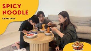 Spicy noodle challenge | Family version