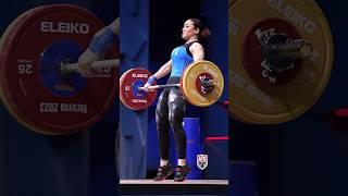 Giulia Miserendino (71kg ) 105kg / 231lbs Snatch ! #snatch #slowmotion #weightlifting