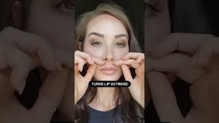 The Difference Between Lip Filler & Lip Flip