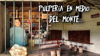 Atiende una VIEJA PULPERÍA en MEDIO del MONTE y tras las REJAS | El interior es VIAJAR en el TIEMPO