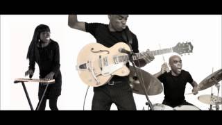 Seany Clarke - Making Me Wonder
