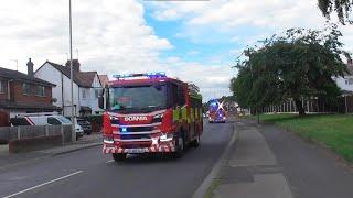 Hereford & Worcester Fire engines Responding in Convoy!