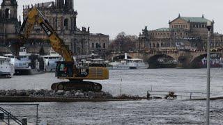 Dresden: Carolabrücke kurz & direkt - 22.11.2024 -  Teil 1 (Bau des Dammes und Bodenbohrung)