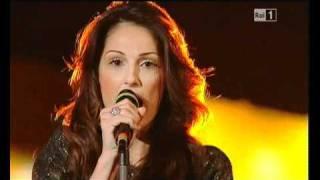 Festival di Sanremo 2011 - Anna Tatangelo - Bastardo