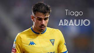 Tiago Araújo-Top Level Left Back In Estoril