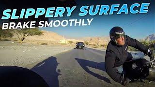 Tips for Safely Braking on Slippery Motorcycle Roads [2022]