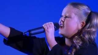 CHANDALIER - SIA performed by HOLLIE ROBINSON at the TeenStar Singing Contest