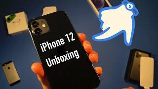 iPhone 12 unboxing