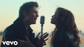 Dvicio - Nada (Official Video) ft. Leslie Grace