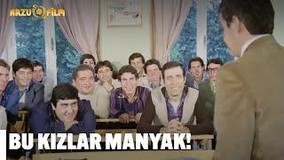 Bu Kızlar Manyak! | Hababam Sınıfı Tatilde