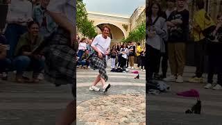 Ноги кверху - юбка вниз