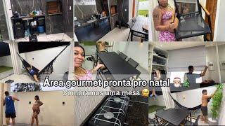 Compramos uma mesa para área gourmet| Instalamos a rede e o blindex da pia pro natal ️