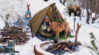 SNOW CAMPING:Building a survival shelter in deep snow _ Secrets of Survival