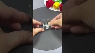 Use dad's staple to put together a cube toy with your child, which is beautiful and fun. Parent-