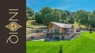 Luxury Holiday Cottage with a Hot Tub and a View | Llety-Cariad