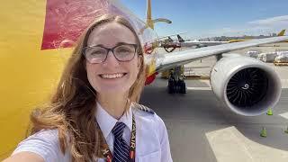 Finding tailwinds and avoiding pop up storms with Air Race Pilot Emmy Dillon