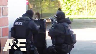 Detroit SWAT: TENSE Standoff with Barricaded Gunman | A&E