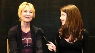 Dee Wallace Interview with Jessica Mazo at Crypticon Seattle