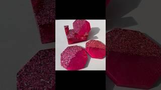 Super sparkly pink resin coasters @just4youonlineuk #resin #resinprocess #resincoasters #pinkglitter