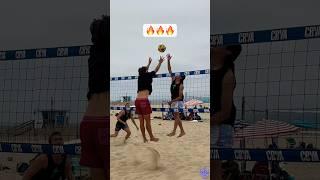 Diego Perez making it look EASY #beachvolleyball #beachvolleyballworld #volleyball #rally