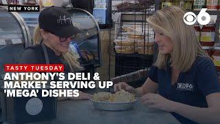 Deli serves up Thanksgiving in a hoagie