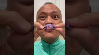 ASMR AMERICA'S ORIGINAL DUBBLE BUBBLE GUM GRAPE FLAVOR AND EATING SOUNDS //#toton #shorts