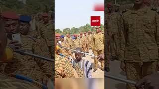 Burkina Faso : Un enfant de 12 ans décoré par l'armée #faso7