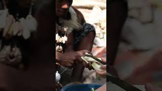 Africa cooking banana step 1 /cooking African local food #viral #africa #culture #food #funny