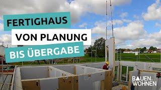 Fertighaus bauen: So lange dauert es von der Planung bis zur Übergabe mit dem neuen Haus