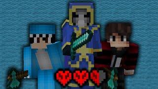 Three Minecraft HARDCORE Professionals VS Bedwars...