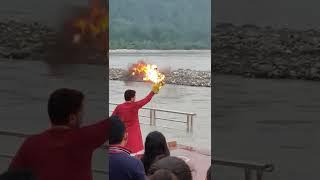 ganga aarti | triveni ghat maha aarti | jai ganga Mata | bhajan #ganga #viral #jaigangamaiya