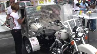 CUSTOM MADE HARLEY DAVIDSON HOT DOG CART TRIKES