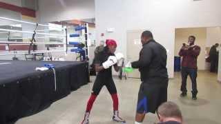 DC BOXER TIARA BROWN TEARS UP THE MITTS WITH COACH HARRIS!