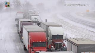 Vicious blizzard causes widespread accidents, Des Moines, Iowa