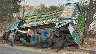 Dangerous TRUCK ACCIDENT in The Middle Of The Road | Fully Restored Truck Made Drivable