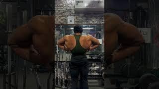 Back  #bodybuilding #gym #gymlover #gymmotivation #shorts #shortvideo  #नय