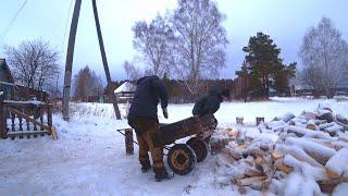 ЖИВУ В ДЕРЕВНЕ СРЕДИ ТАЙГИ, ОБЫЧНЫЕ БУДНИ ДЕРЕВЕНСКОГО ЖИТЕЛЯ.